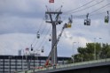 Koelner Seilbahn Gondel blieb haengen Koeln Linksrheinisch P093